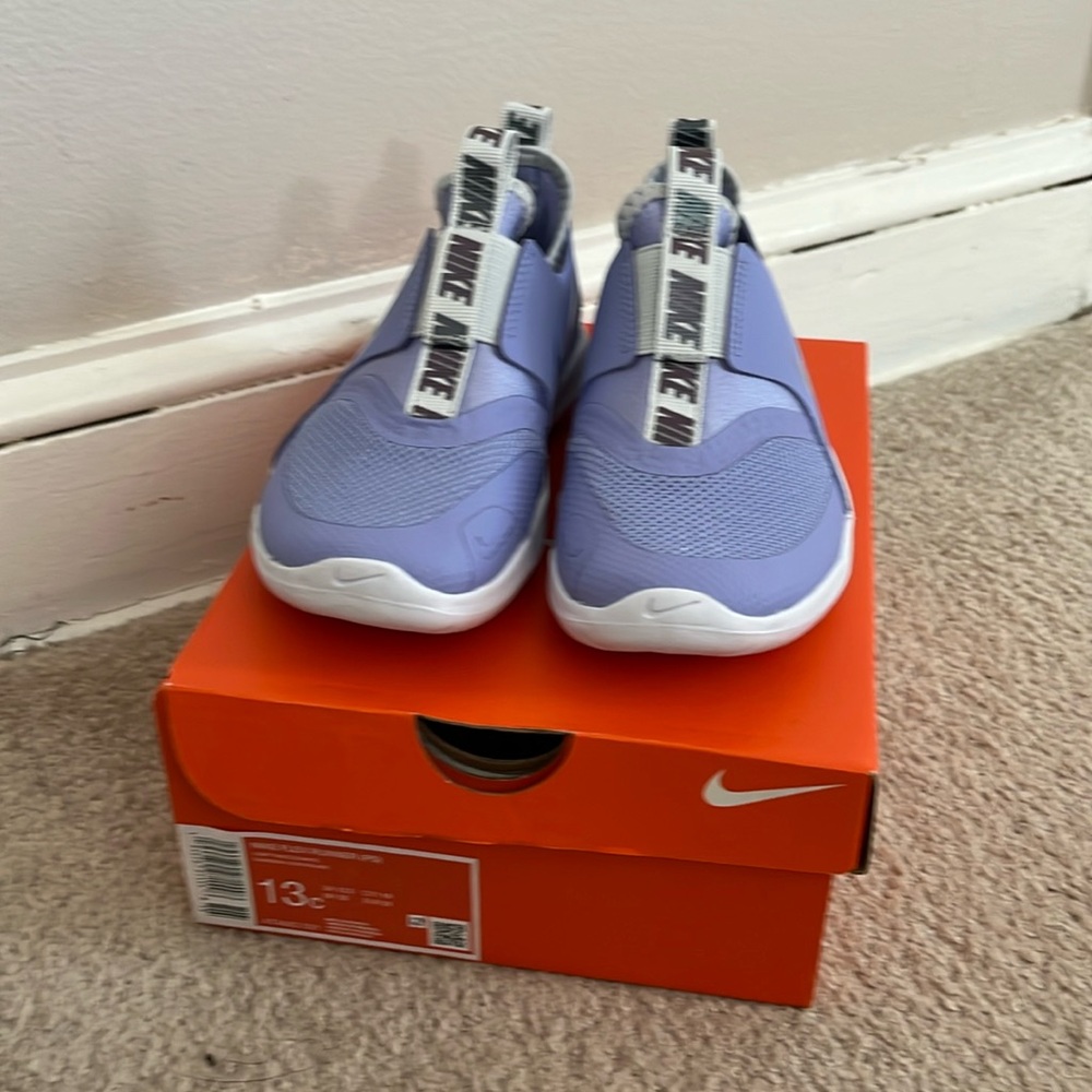 Girls Nike Flex Runner Sneakers